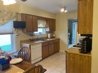 14 Roberta Dr, Howell, NJ 07731