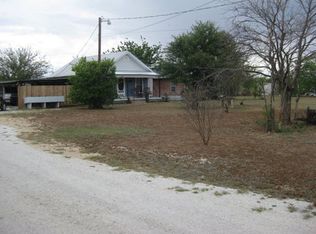 1301 N 16th St, Ballinger, TX 76821