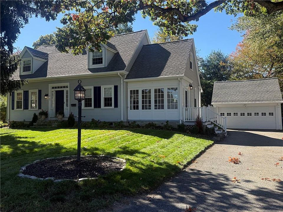 2nd image of 40 Grandview Ave