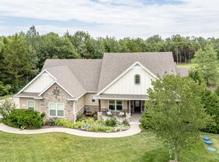 4885 E Turkey Trail Dr, Columbia, MO 65201