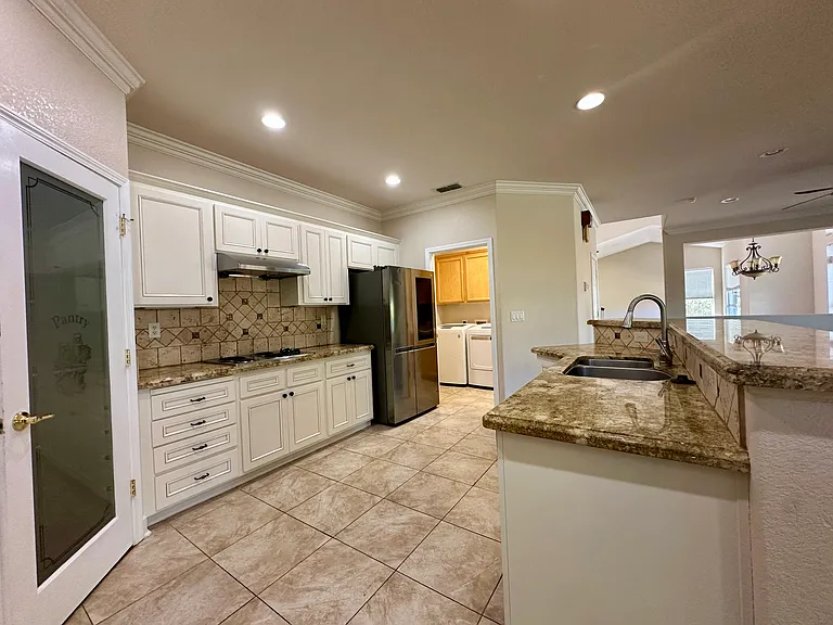 Colbert Dr — Photo 6
