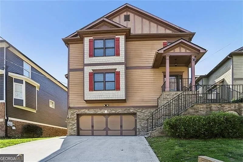 6 bed, 5.0 bath, 5687 sqft, $4,999 — Photo 1