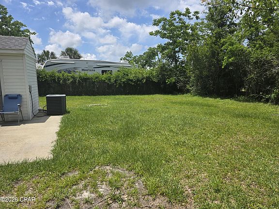 4th image of 3621 Lark Ln