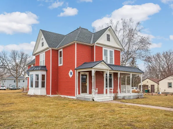 300 N Meridian St, Belle Plaine, MN 56011