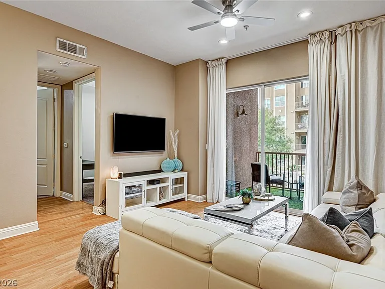 56 E Serene Ave #225 — Photo 4