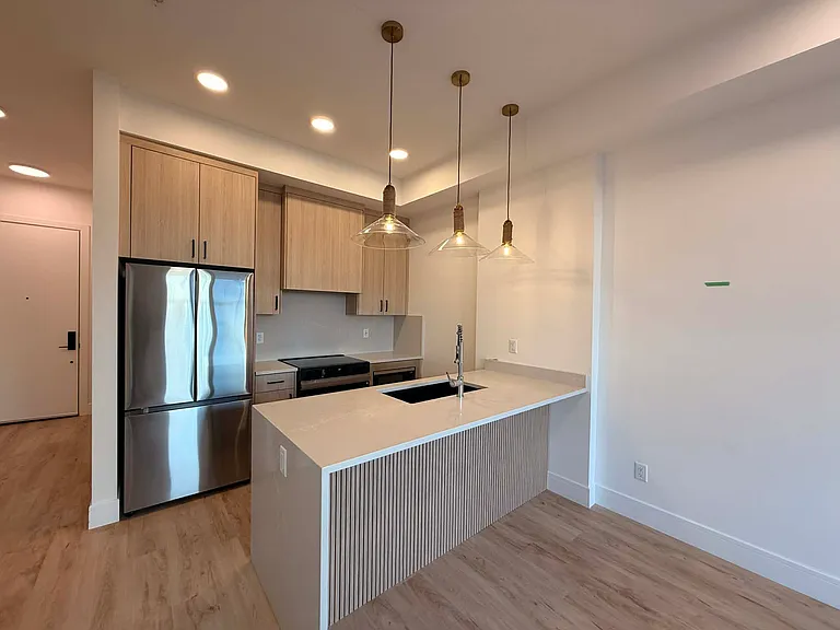 330 Dieppe Dr SW #104 — Photo 5