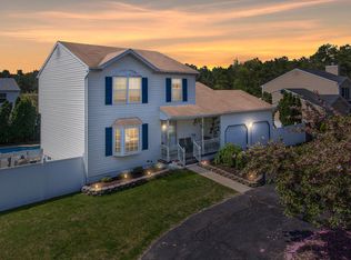 91 Drum Point Rd, Brick, NJ 08723