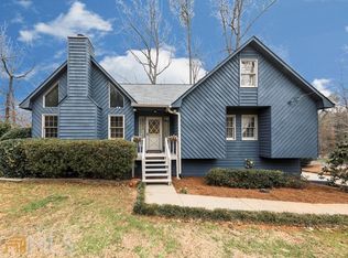 327 Scarlett Ln, Woodstock, GA 30188