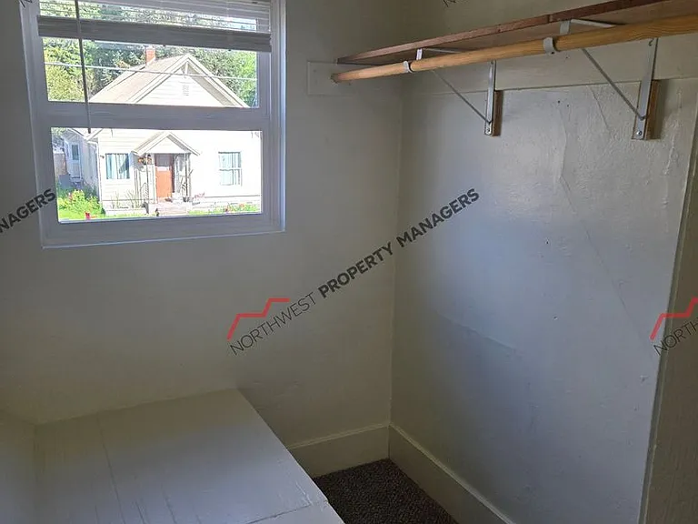 409-411 S Silver St #15 — Photo 7