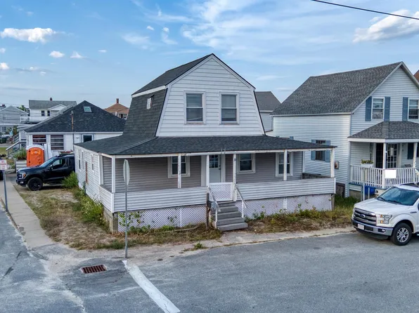 19 Dover Avenue, Hampton, NH 03842