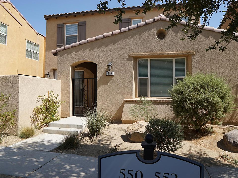 1st image of 552 Calle Vibrante