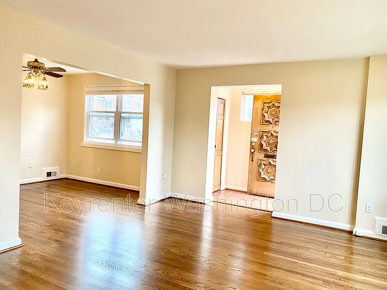 5514 Chillum Pl NE #NE — Photo 12