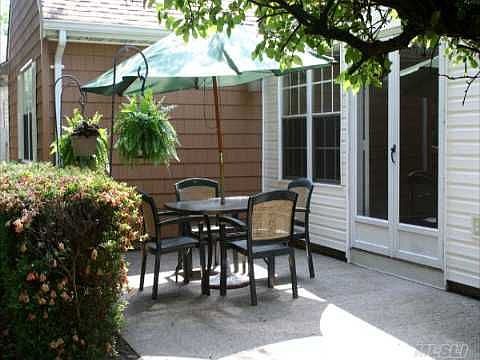 4th image of 54 Revere Dr