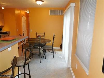5th image of 1150 Chapman Ln Unit 22