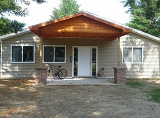 2040 William Dr, Harrison, MI 48625