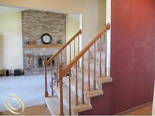 3rd image of 15047 Golfview Dr