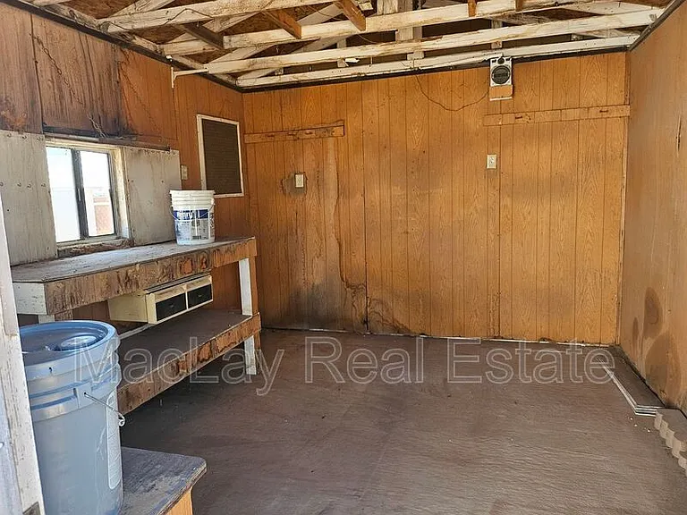 1113 W Corinthian Cir — Photo 18