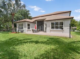 11232 NW 68th Pl, Parkland, FL 33076