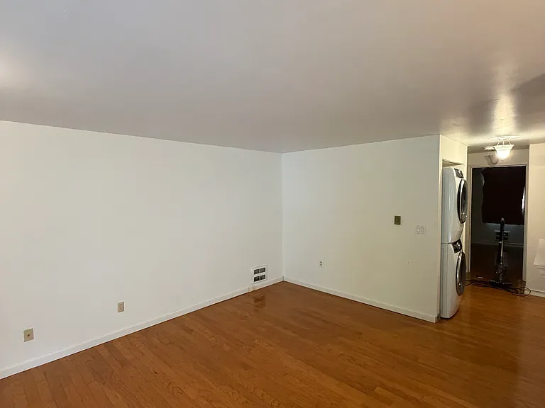 12744 NE 116th Ln #K11 — Photo 2