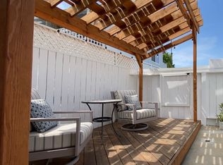 2614 Hornblend St, San Diego, CA 92109