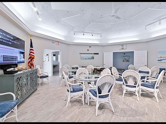3rd image of 604 Shorewood Dr Unit B304