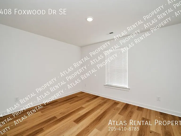 4408 Foxwood Dr — Photo 7