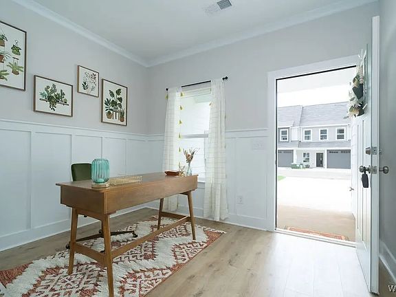 4th image of 22109 Cove Ln