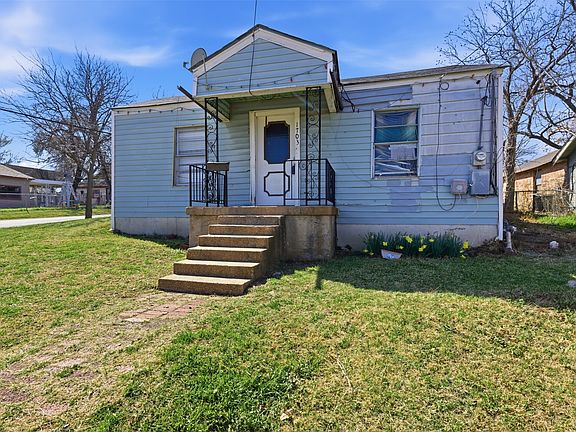 4th image of 1703 Navaro St