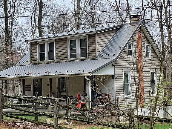 5th image of 810 Angora Rd