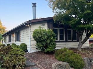 17211 119th Ave NE, Bothell, WA 98011