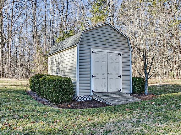 4th image of 7009 Austin Creek Dr