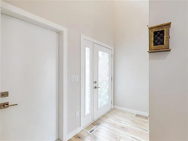 131 George Barone Bay — Photo 26