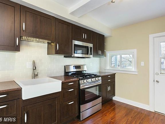 4th image of 3309 White Ave