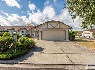 653 W Minstrel Rd, Sequim, WA 98382