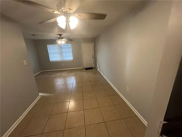 7825 Dorsett Dr — Photo 3
