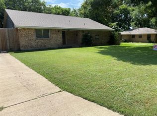 206 Methodist St, Red Oak, TX 75154