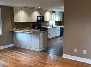 1430 Simona Dr, Pittsburgh, PA 15201
