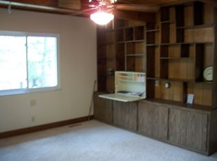 112 Turtle Point Rd, Leesville, SC 29070