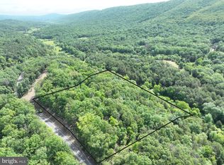 Hamilton Oaks Dr, Romney, WV 26757