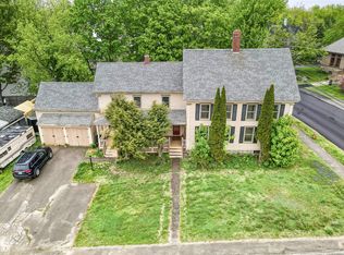 48 Railroad St, Clinton, ME 04927