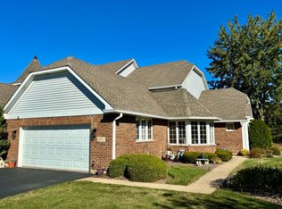 13733 Steeples Rd, Lemont, IL 60439