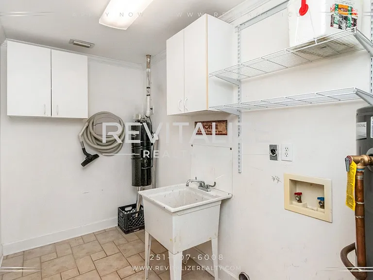 2949 Cloverland Ct — Photo 19