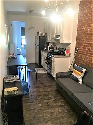 Rented by Brooklyn Group | media 25