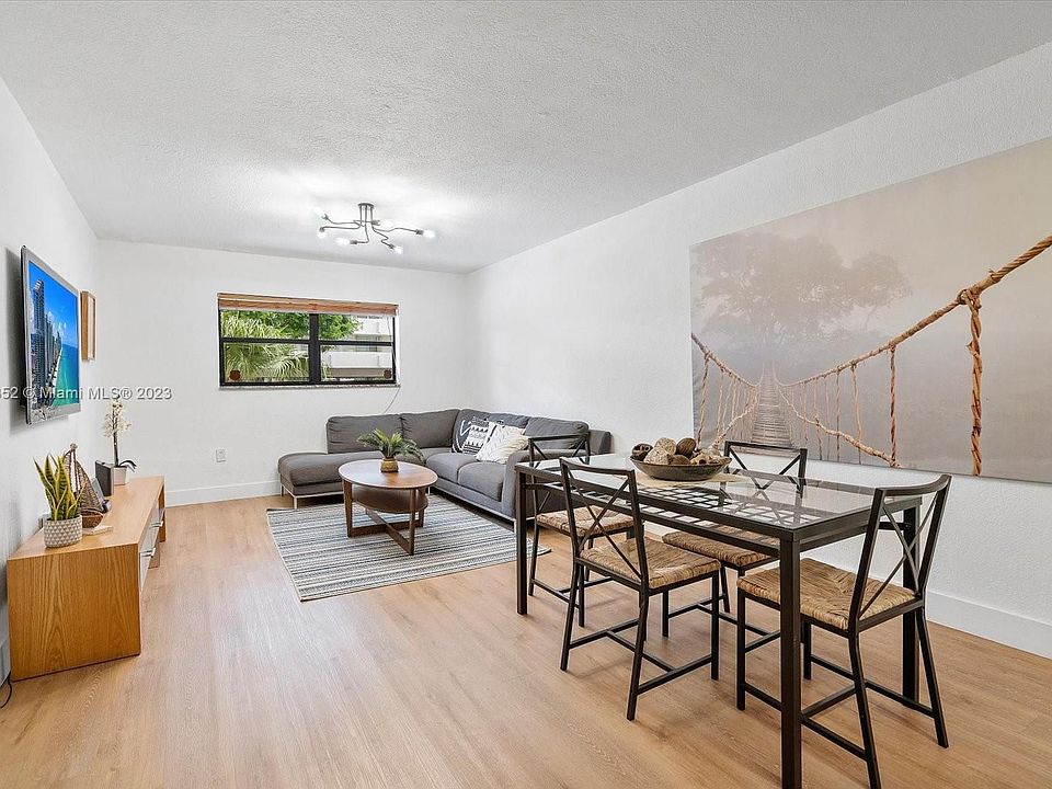 1st image of 3522 NE 166th St APT 6