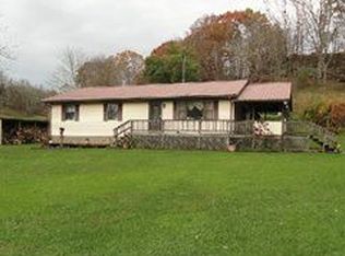 2850 Lick Frk, Spencer, WV 25276