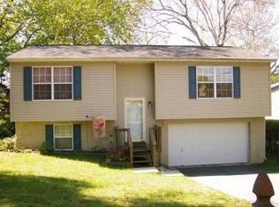 47 Tennyson Dr, Lancaster, PA 17602