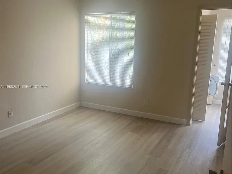 565 Vista Isles Dr #2024 — Photo 12