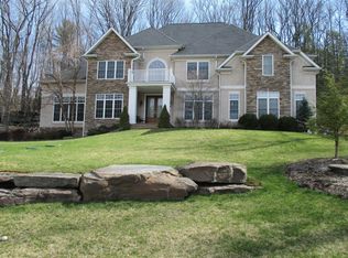 216 Ian Dr, Shavertown, PA 18708