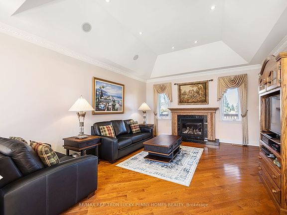 5th image of 24 George Pipher Ln