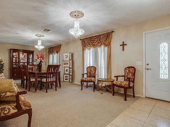 2nd image of 5126 Campe Verde Dr